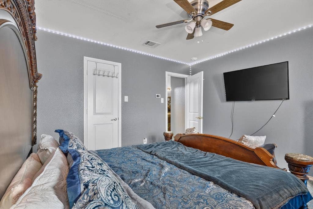 2325 Redwood Drive, Lancaster, TX 75134 2325 Redwood Drive, Lancaster, TX 75134