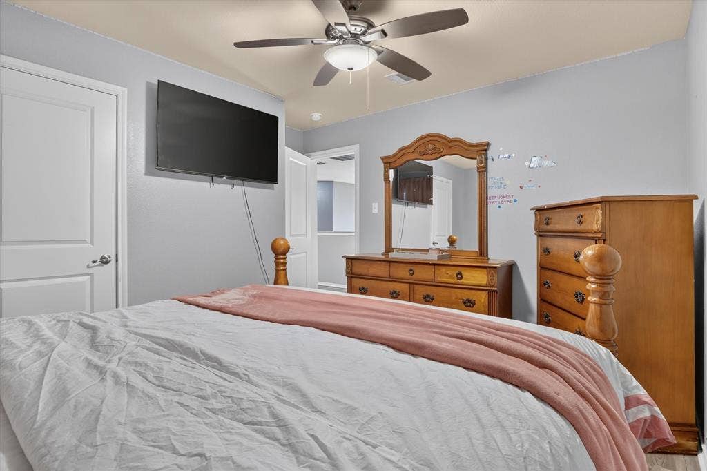 2325 Redwood Drive, Lancaster, TX 75134 2325 Redwood Drive, Lancaster, TX 75134