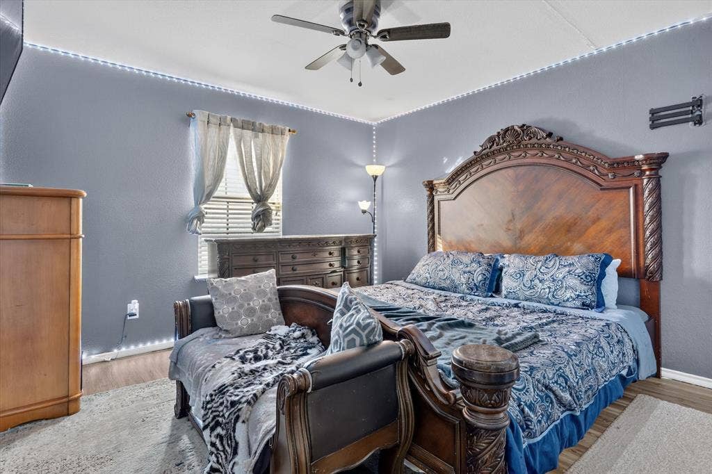 2325 Redwood Drive, Lancaster, TX 75134 2325 Redwood Drive, Lancaster, TX 75134