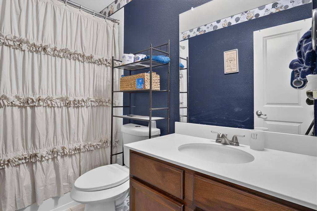2325 Redwood Drive, Lancaster, TX 75134 2325 Redwood Drive, Lancaster, TX 75134