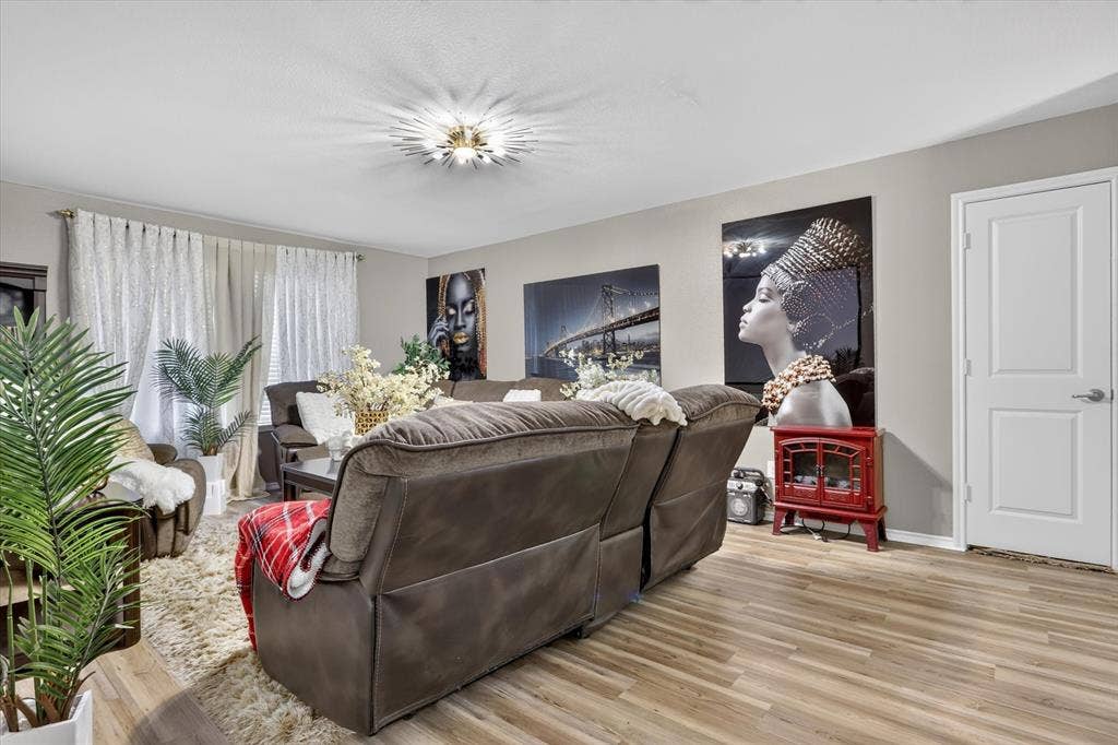 2325 Redwood Drive, Lancaster, TX 75134 2325 Redwood Drive, Lancaster, TX 75134