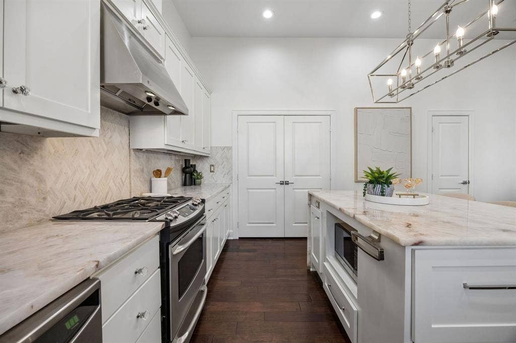 3210 Carlisle Street, #34, Dallas, TX 75204 3210 Carlisle Street, #34, Dallas, TX 75204