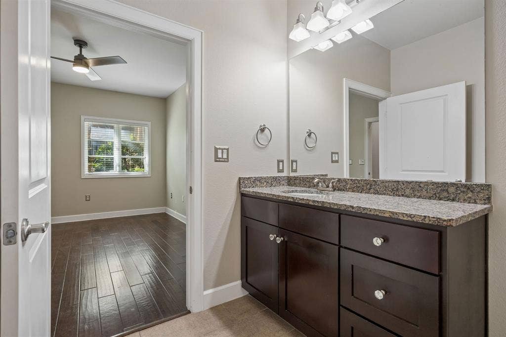 3210 Carlisle Street, #34, Dallas, TX 75204 3210 Carlisle Street, #34, Dallas, TX 75204