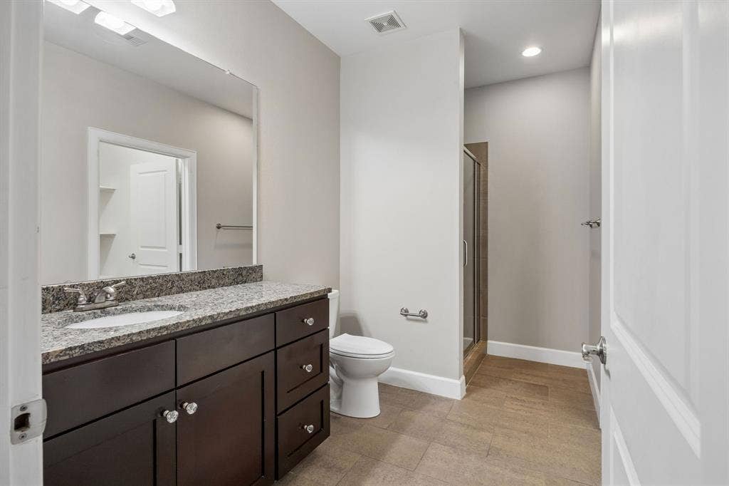 3210 Carlisle Street, #34, Dallas, TX 75204 3210 Carlisle Street, #34, Dallas, TX 75204