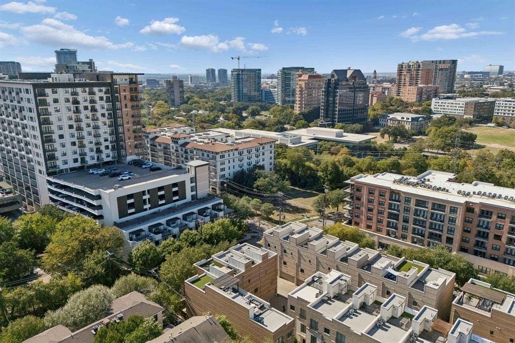 3210 Carlisle Street, #34, Dallas, TX 75204 3210 Carlisle Street, #34, Dallas, TX 75204