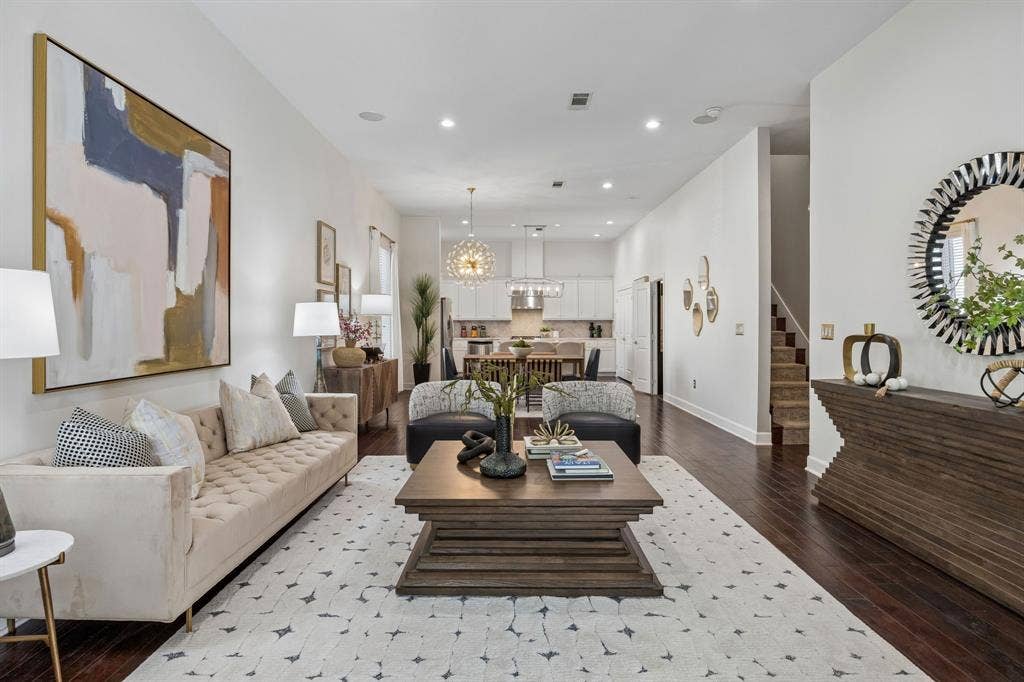 3210 Carlisle Street, #34, Dallas, TX 75204 3210 Carlisle Street, #34, Dallas, TX 75204