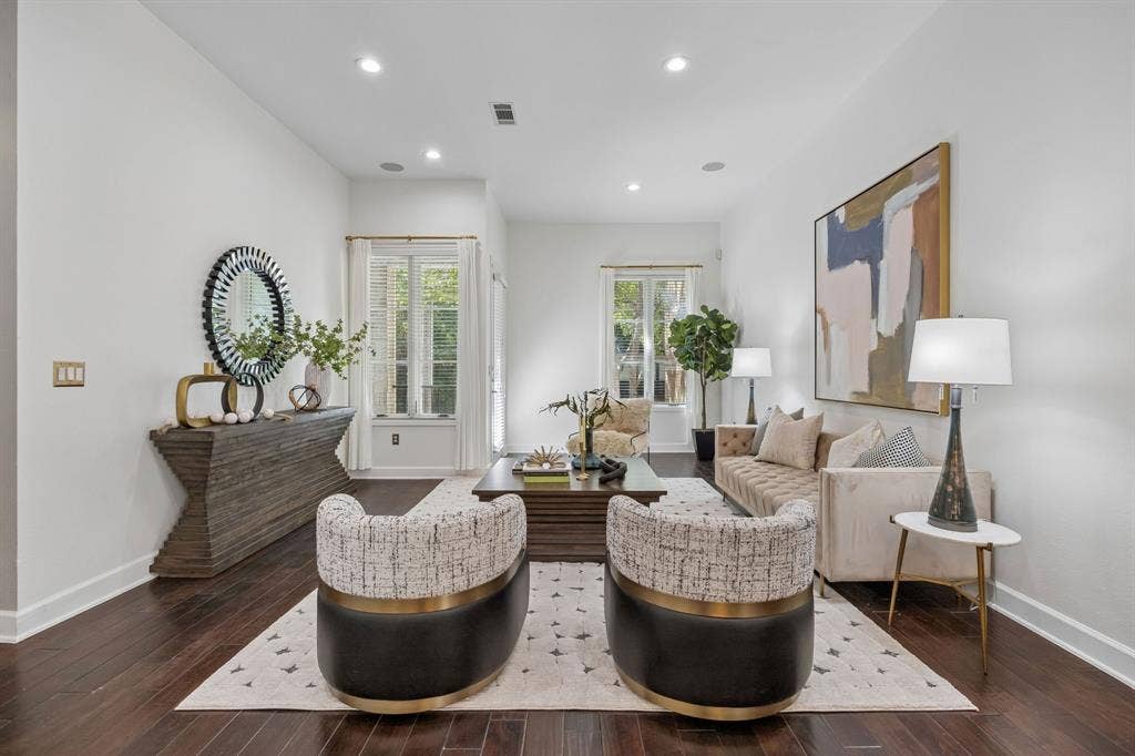 3210 Carlisle Street, #34, Dallas, TX 75204 3210 Carlisle Street, #34, Dallas, TX 75204