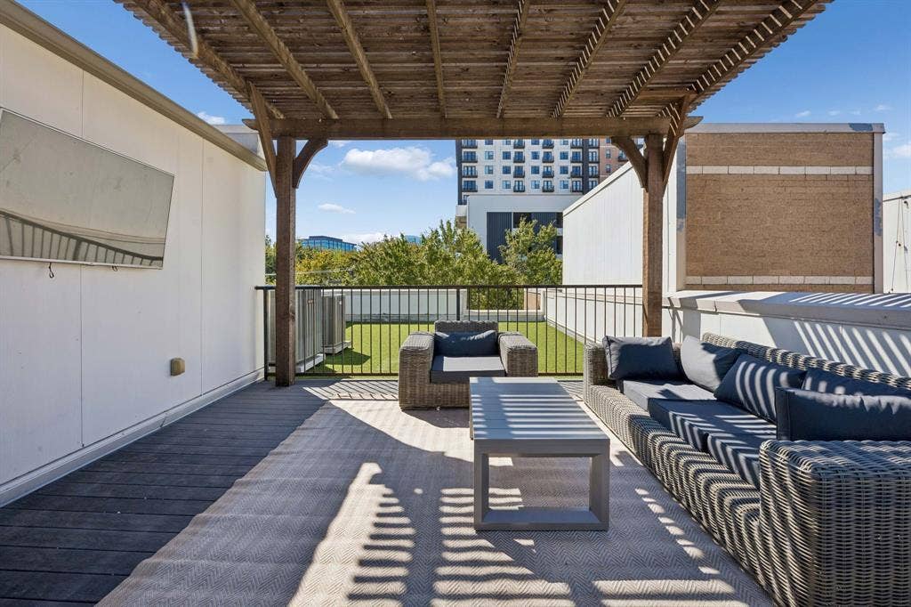 3210 Carlisle Street, #34, Dallas, TX 75204 3210 Carlisle Street, #34, Dallas, TX 75204