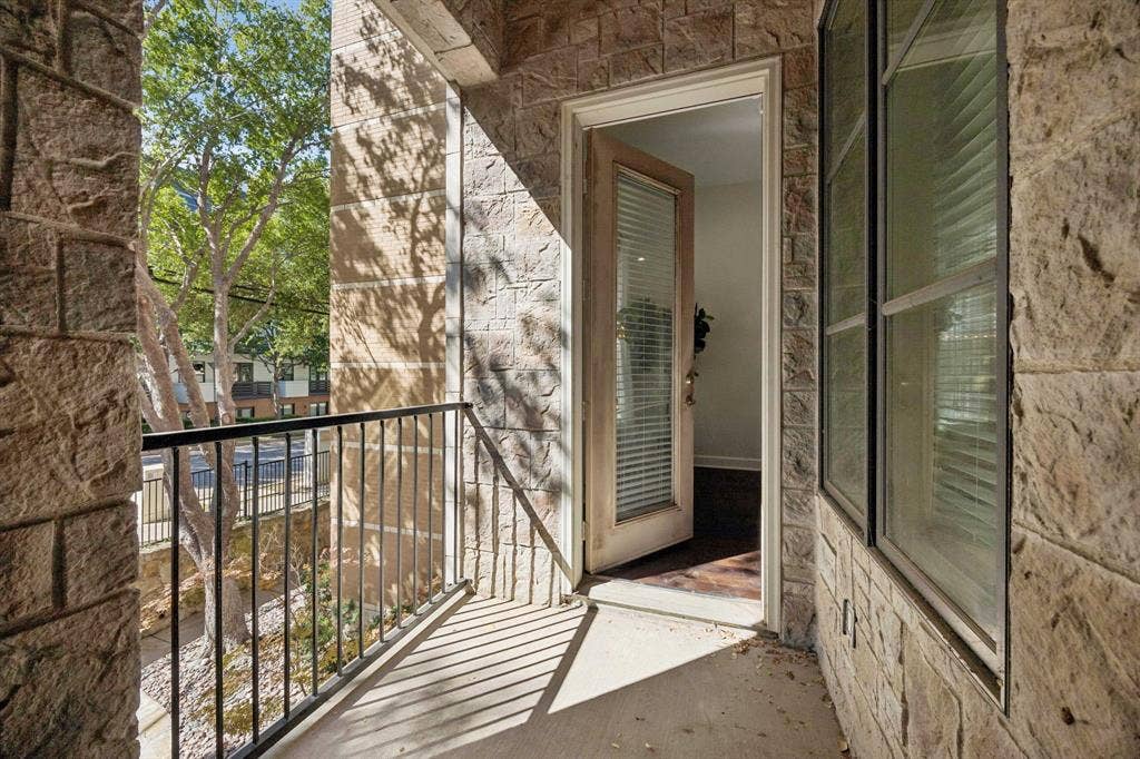 3210 Carlisle Street, #34, Dallas, TX 75204 3210 Carlisle Street, #34, Dallas, TX 75204