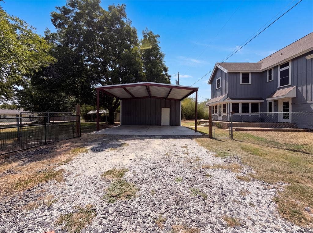 2603 Pecan Valley Drive, Granbury, TX 76048 2603 Pecan Valley Drive, Granbury, TX 76048
