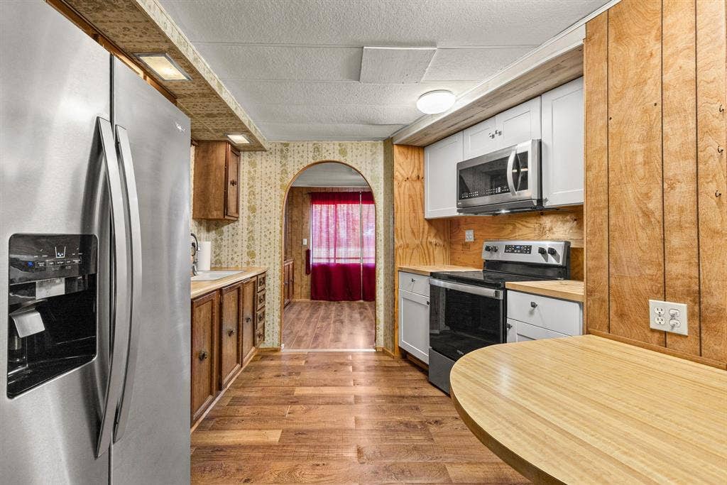 10830 Paradise Lane, Wills Point, TX 75169 10830 Paradise Lane, Wills Point, TX 75169