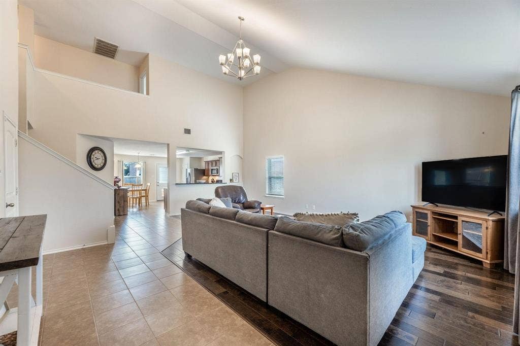 2121 Meadow View Drive, Princeton, TX 75407 2121 Meadow View Drive, Princeton, TX 75407