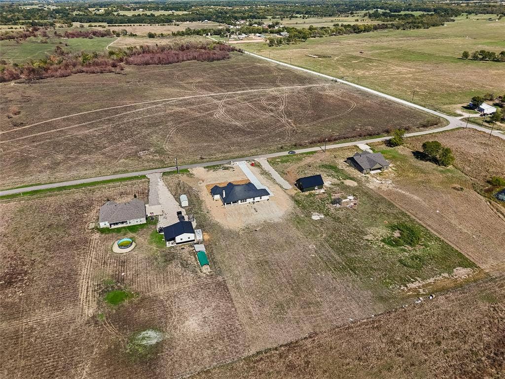 6433 County Road 4120, Campbell, TX 75422 6433 County Road 4120, Campbell, TX 75422