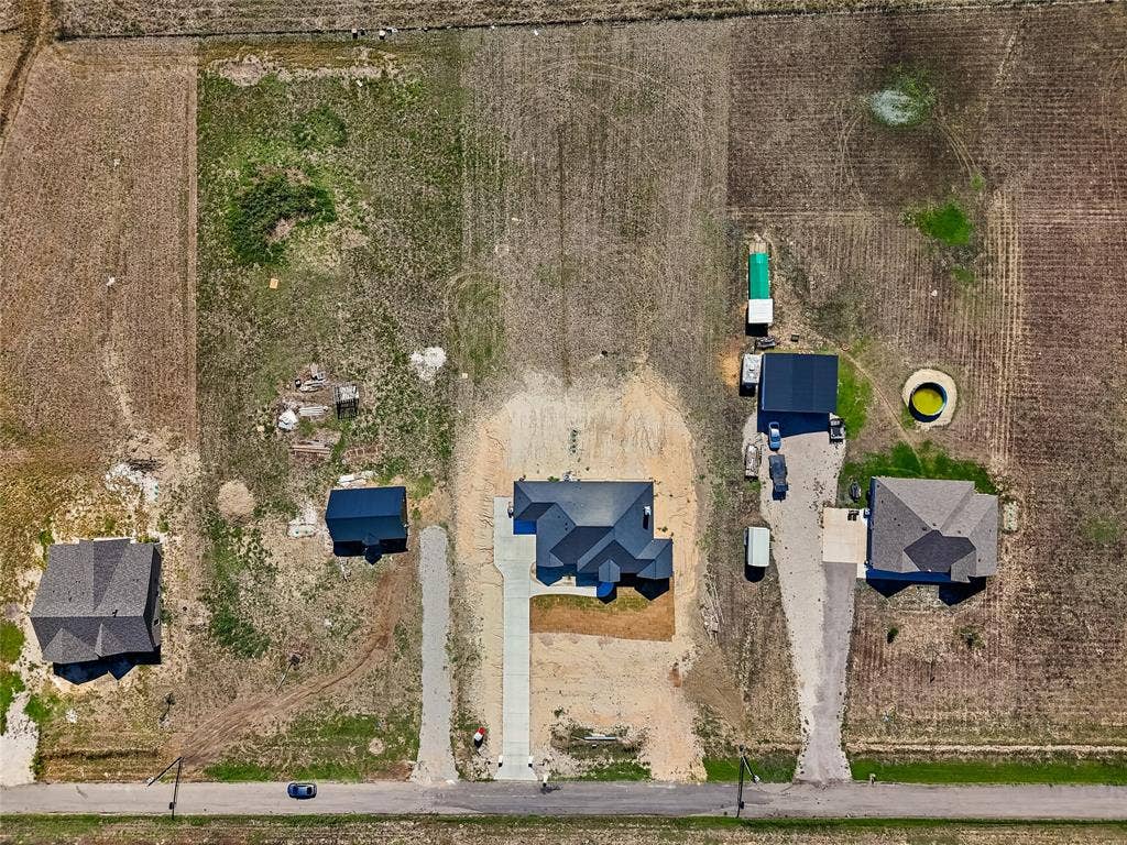 6433 County Road 4120, Campbell, TX 75422 6433 County Road 4120, Campbell, TX 75422