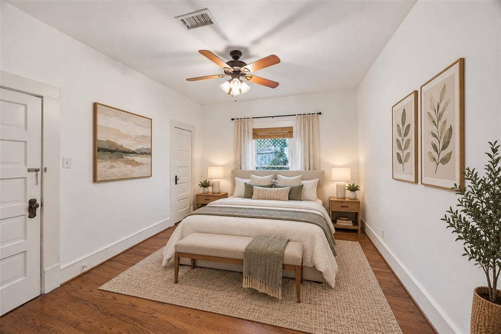 1027 Eldorado Avenue, Dallas, TX 75208 Rear Bedroom - Virtually Staged