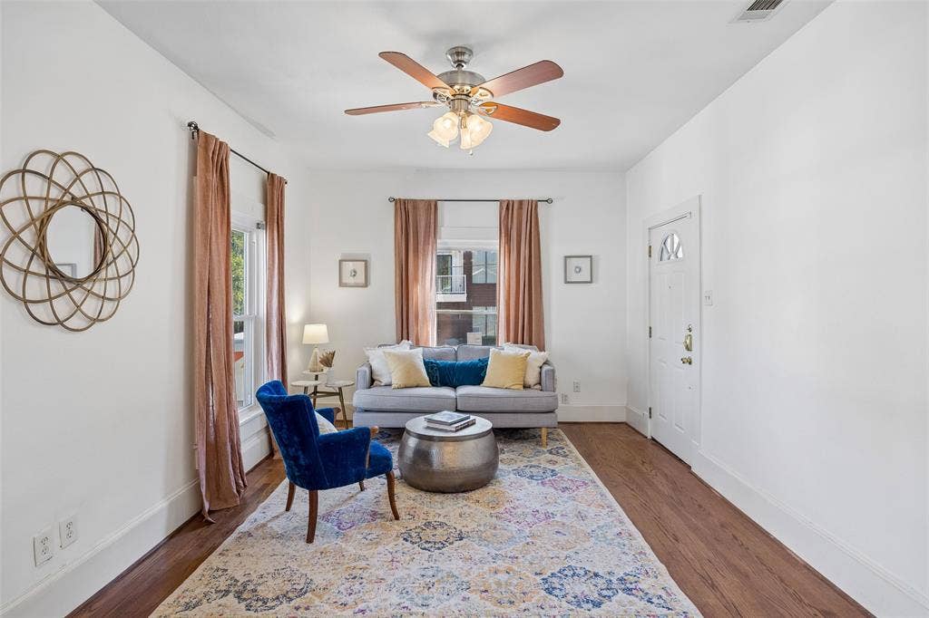 1027 Eldorado Avenue, Dallas, TX 75208 1027 Eldorado Avenue, Dallas, TX 75208