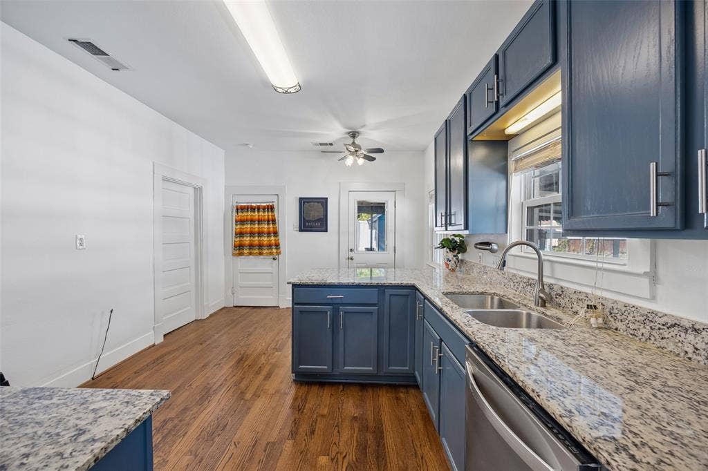 1027 Eldorado Avenue, Dallas, TX 75208 1027 Eldorado Avenue, Dallas, TX 75208