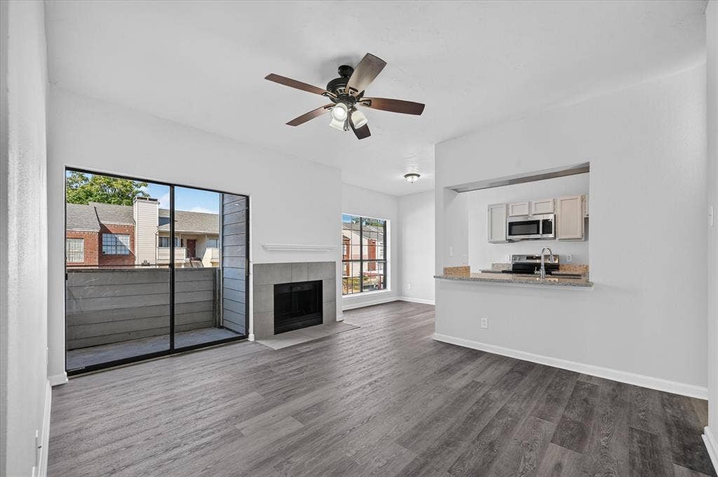 9737 Whitehurst Drive, #51, Dallas, TX 75243 9737 Whitehurst Drive, #51, Dallas, TX 75243