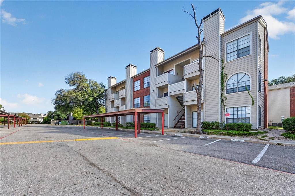 9737 Whitehurst Drive, #51, Dallas, TX 75243 9737 Whitehurst Drive, #51, Dallas, TX 75243