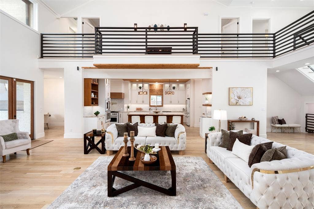 601 S Jupiter Road, Allen, TX 75002 Family Room