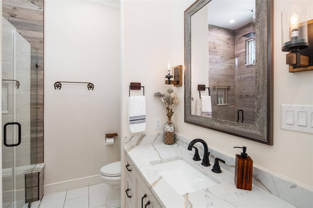 601 S Jupiter Road, Allen, TX 75002 601 S Jupiter Road, Allen, TX 75002