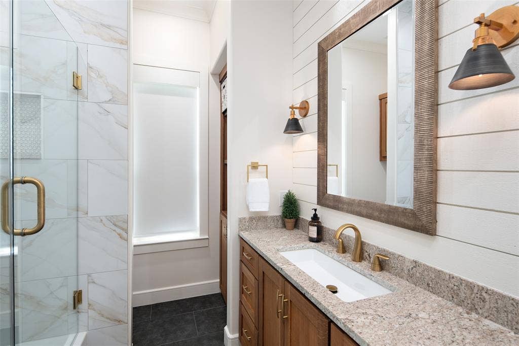 601 S Jupiter Road, Allen, TX 75002 601 S Jupiter Road, Allen, TX 75002