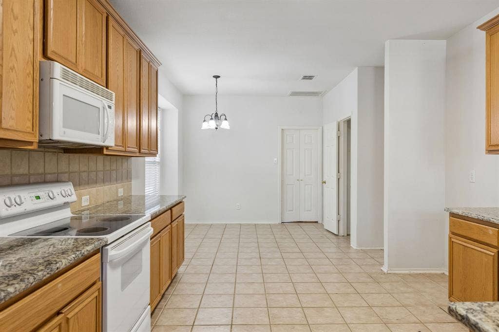 1703 Broadmoor Drive, Allen, TX 75002 1703 Broadmoor Drive, Allen, TX 75002