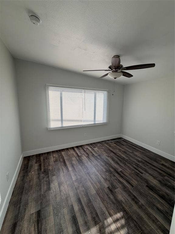 1107 S Ewing Avenue, #208, Dallas, TX 75216