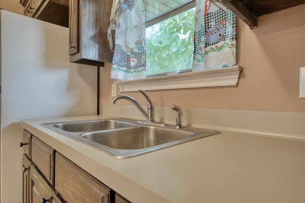 236 Shelley, Lindale, TX 75771 236 Shelley, Lindale, TX 75771