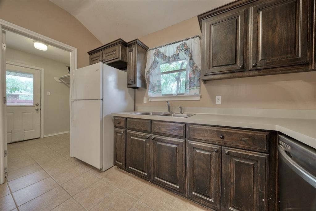 236 Shelley, Lindale, TX 75771 236 Shelley, Lindale, TX 75771