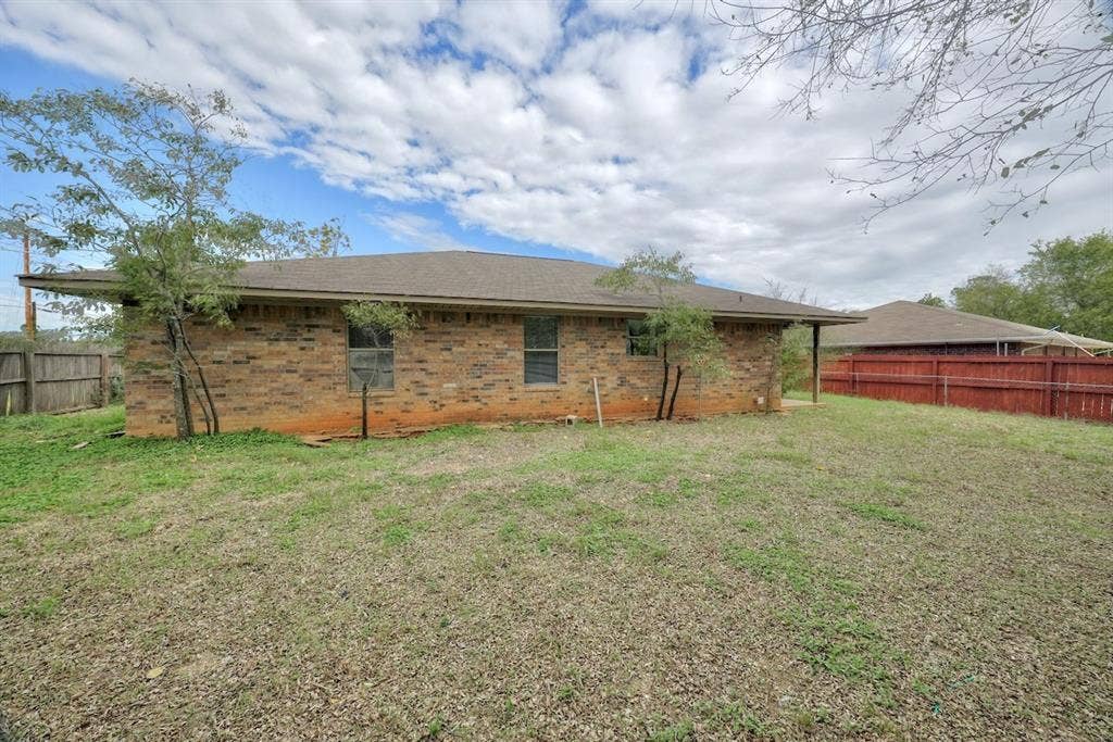 236 Shelley, Lindale, TX 75771 236 Shelley, Lindale, TX 75771