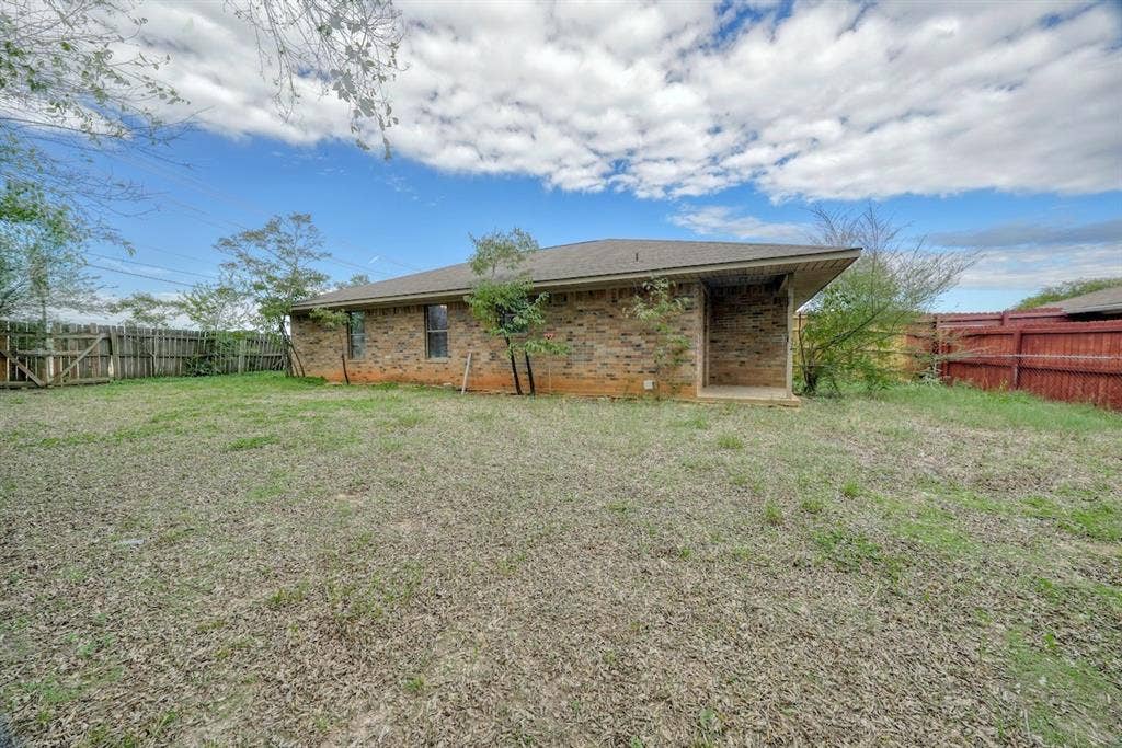 236 Shelley, Lindale, TX 75771 236 Shelley, Lindale, TX 75771