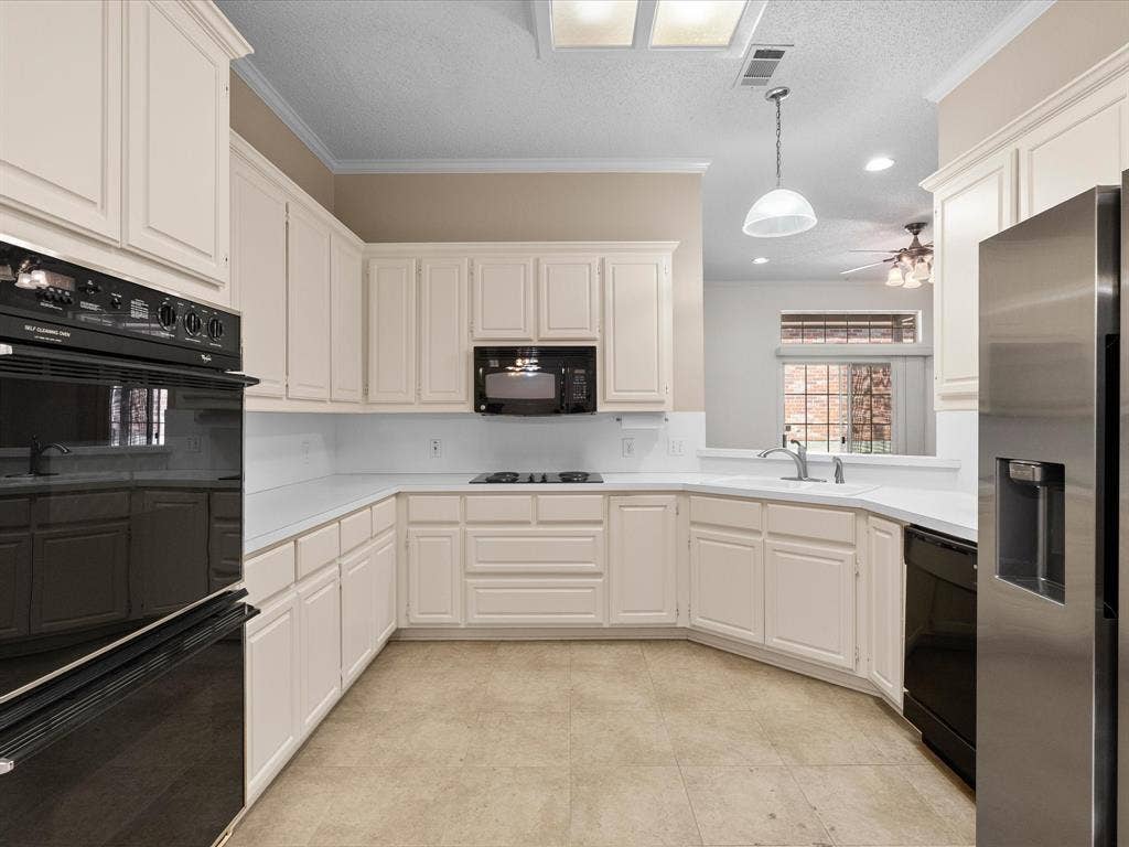 2603 Rockport Circle, Garland, TX 75044
