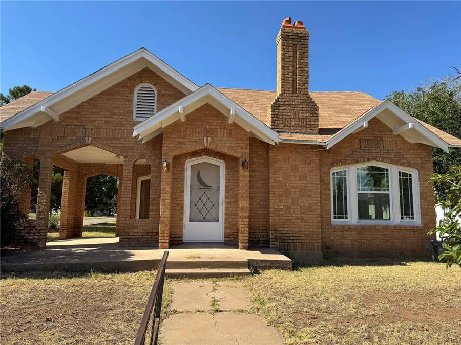 Property photo for 604 E 9 Street, Colorado City, TX