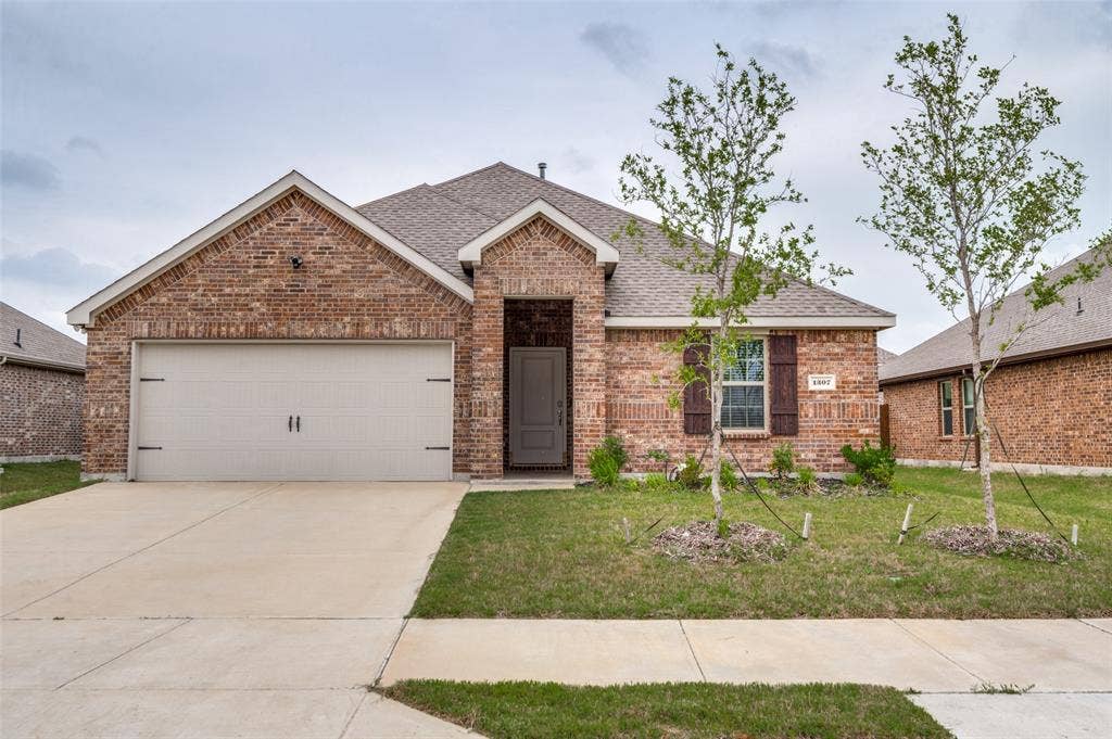 1307 Colonial Bluff Lane, Princeton, TX 75407 1307 Colonial Bluff Lane, Princeton, TX 75407