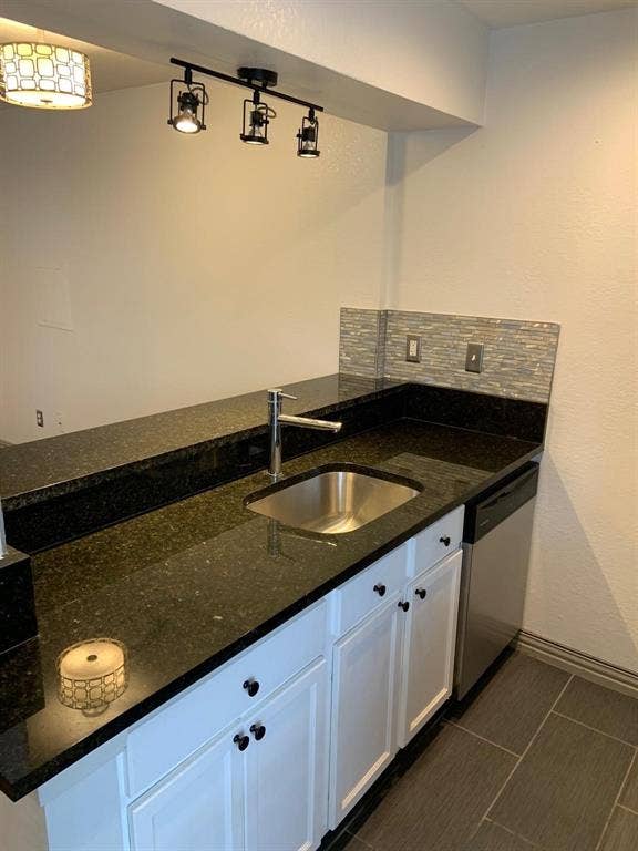 2800 Douglas Avenue, #118, Dallas, TX 75219 2800 Douglas Avenue, #118, Dallas, TX 75219