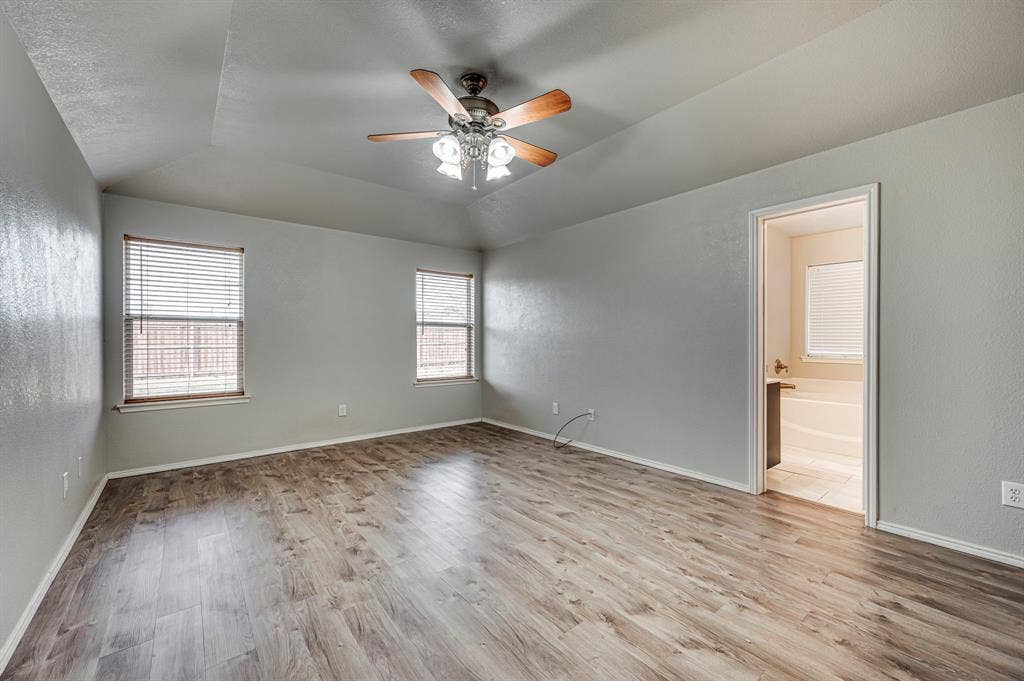 713 Escapade Court, Midlothian, TX 76065