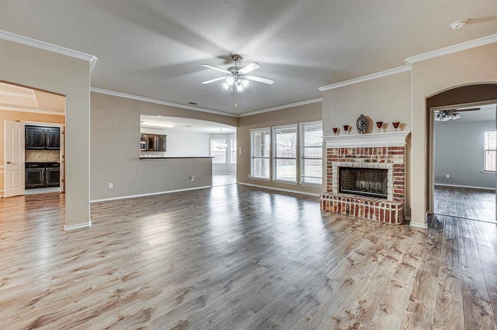 713 Escapade Court, Midlothian, TX 76065