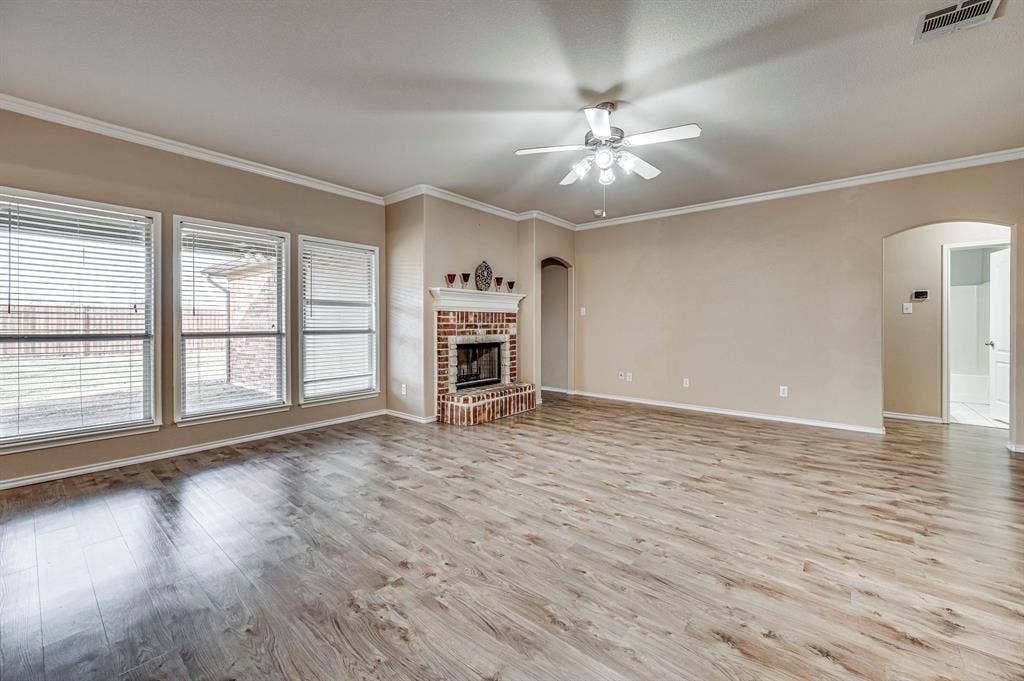 713 Escapade Court, Midlothian, TX 76065
