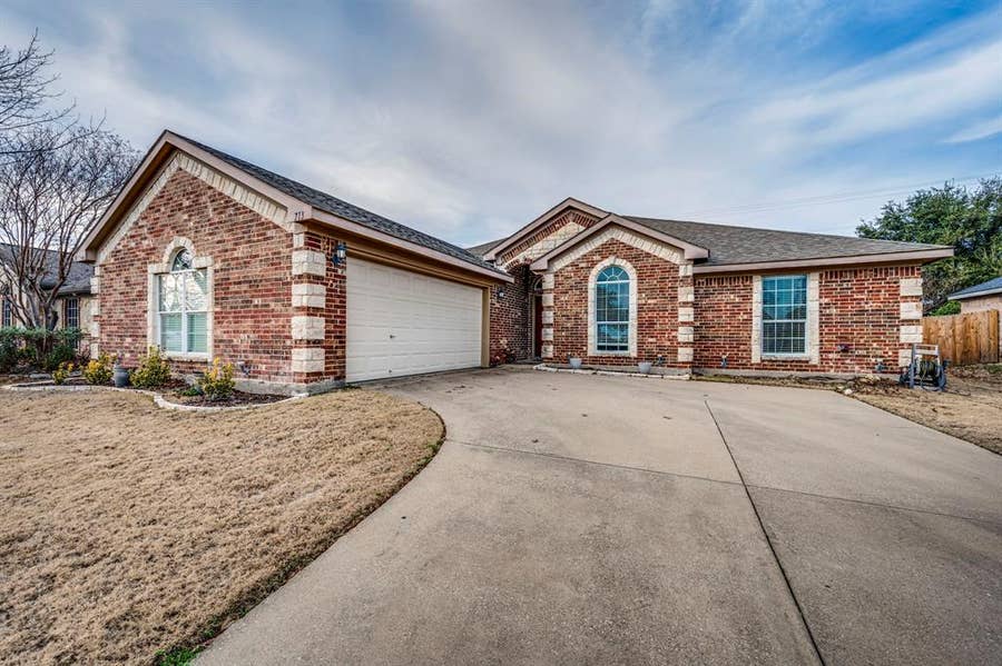 Property photo for 713 Escapade Court, Midlothian, TX