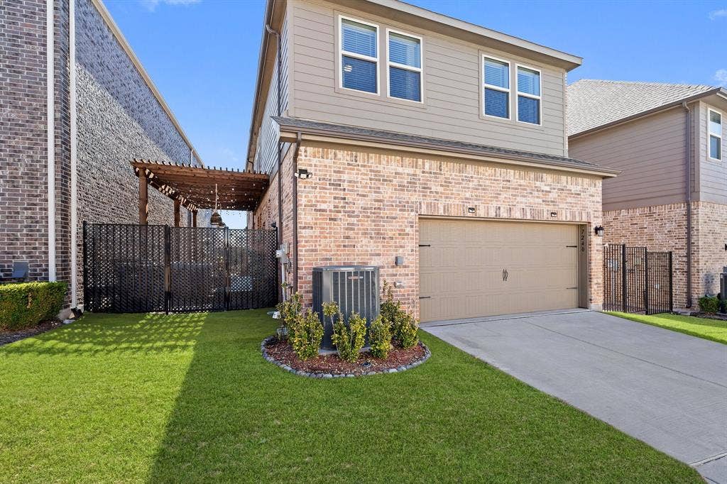 7240 San Saba Drive, McKinney, TX 75070 7240 San Saba Drive, McKinney, TX 75070