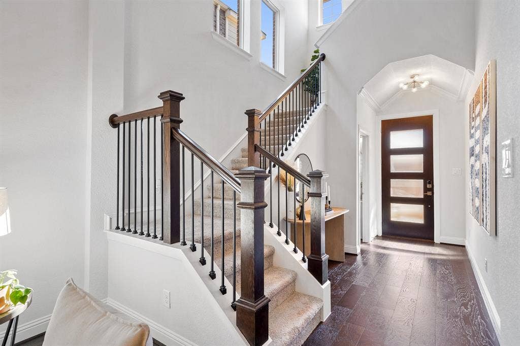 7240 San Saba Drive, McKinney, TX 75070 7240 San Saba Drive, McKinney, TX 75070