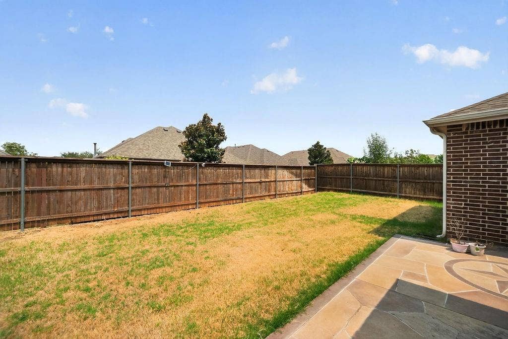 605 Stableford Street, Celina, TX 75009 605 Stableford Street, Celina, TX 75009
