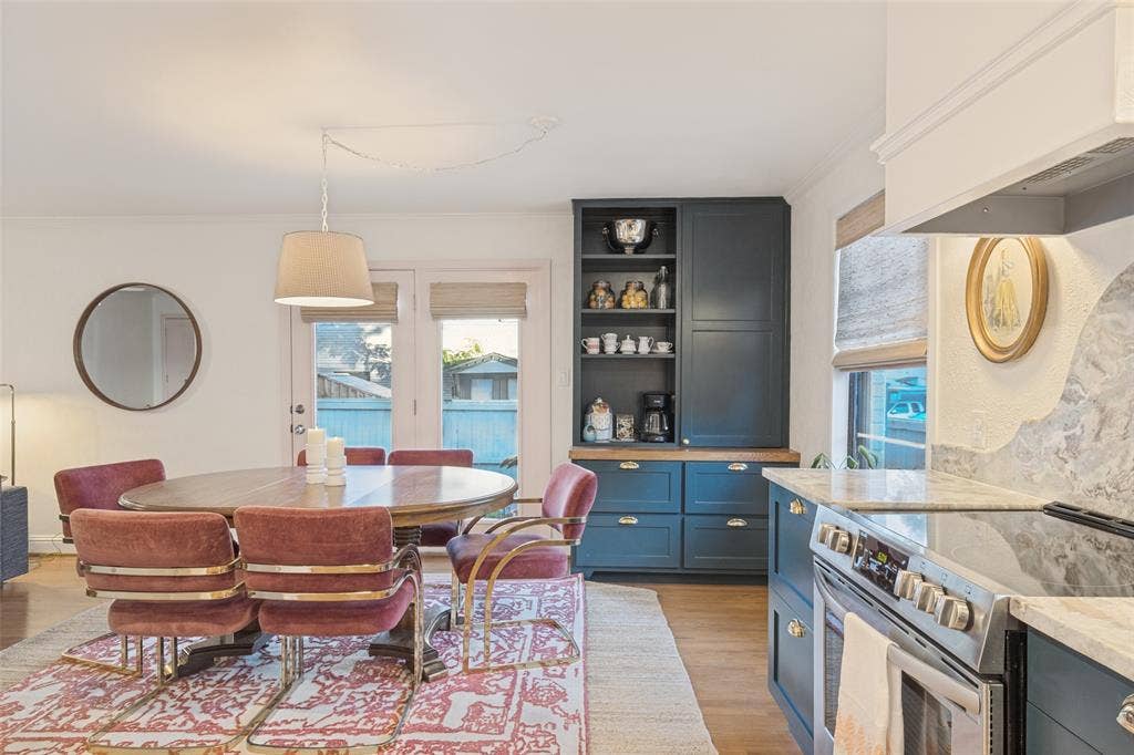 5039 N Hall Street, Dallas, TX 75235