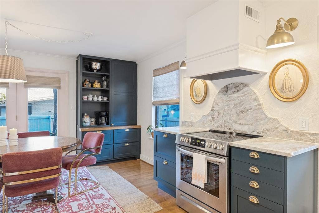 5039 N Hall Street, Dallas, TX 75235