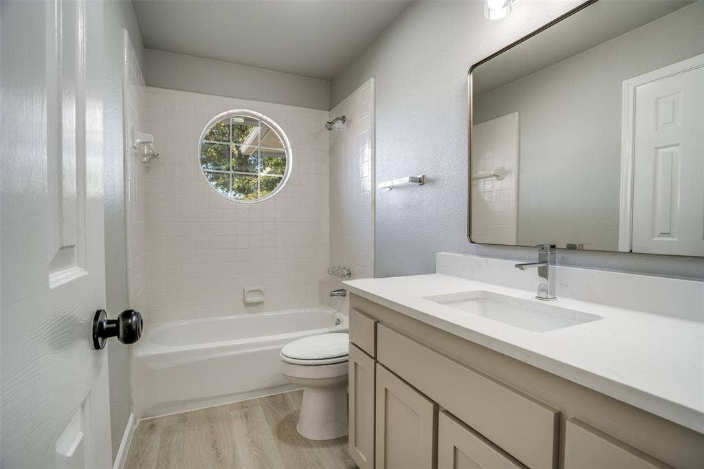 3722 Carrie Lane, St. Paul, TX 75098 3722 Carrie Lane, St. Paul, TX 75098