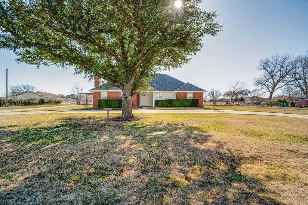3722 Carrie Lane, St. Paul, TX 75098 3722 Carrie Lane, St. Paul, TX 75098