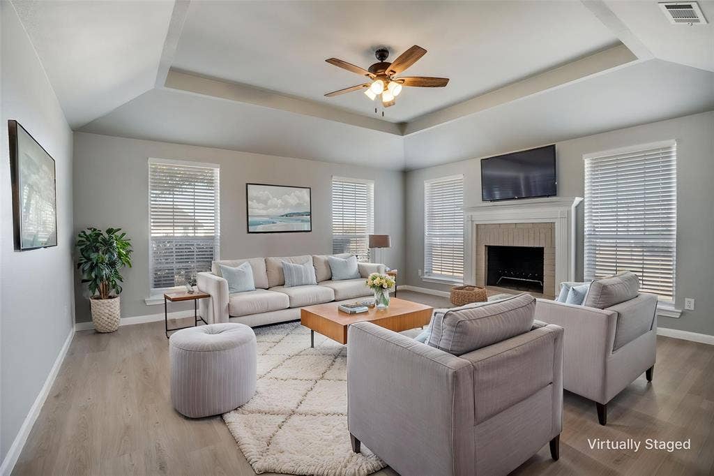 3722 Carrie Lane, St. Paul, TX 75098 3722 Carrie Lane, St. Paul, TX 75098