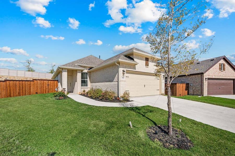 Property photo for 208 Palo Duro Bend, Rhome, TX
