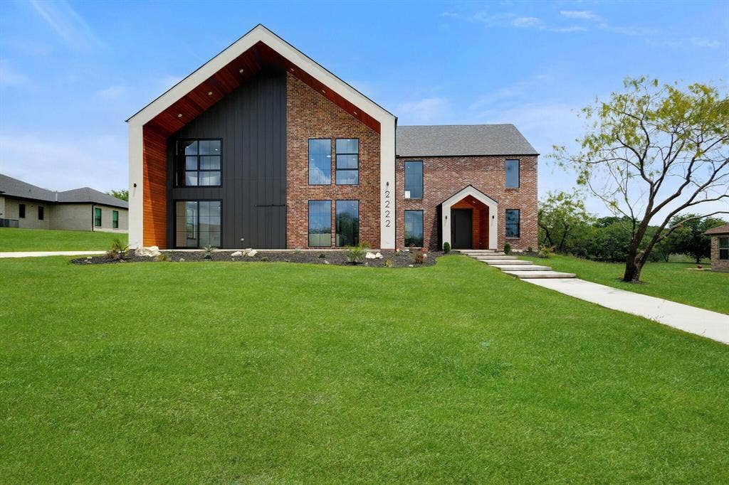 2222 Alyssum Drive, Cedar Hill, TX 75104 2222 Alyssum Drive, Cedar Hill, TX 75104